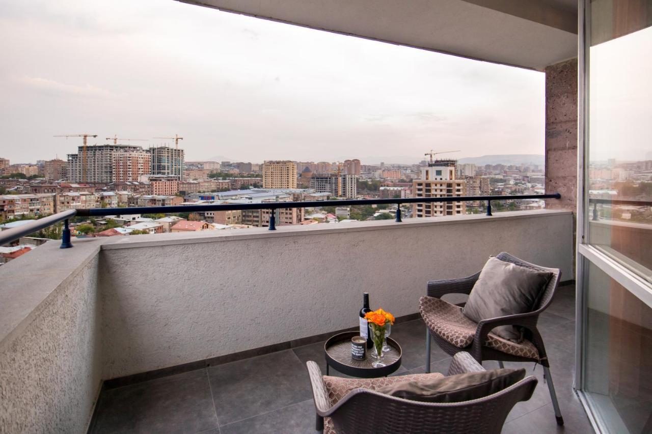 Hotelise L Bird Eye Apartment Jereván Kültér fotó